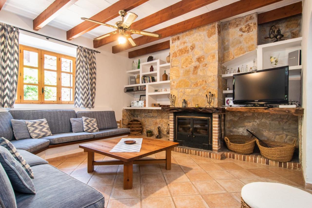 Fabulous Rural House With Views To The Mountains With Swimming Pool Vila Caimari Exterior foto